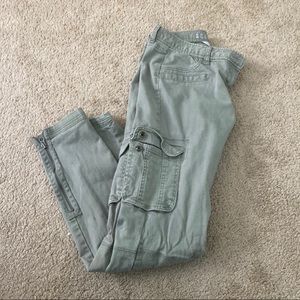 GREEN CARGO PANTS/ JEANS